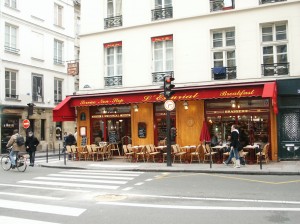 A typical Left Bank eatery with al fresco seating.