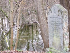 Churchyard in Luss