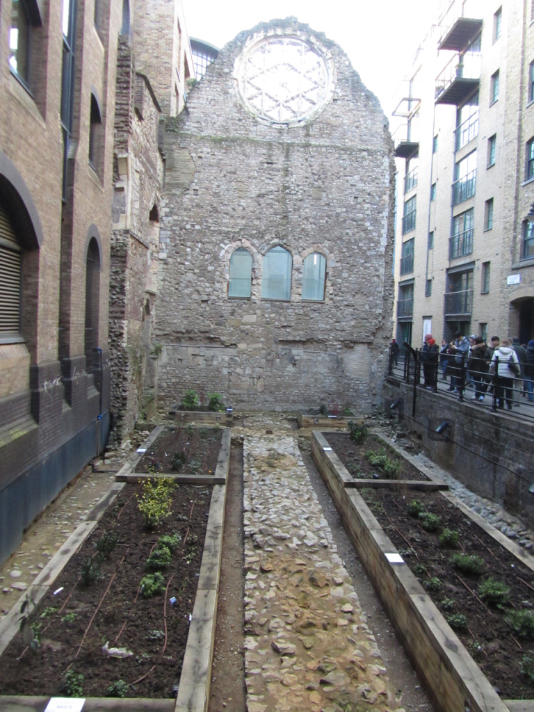 We took a fun and informative walking tour of the Borough of Southwark through a walking MeetUp group. Don't think we would ever have otherwise stumbled upon this community garden in the ruins of a church never restored after the Blitz.