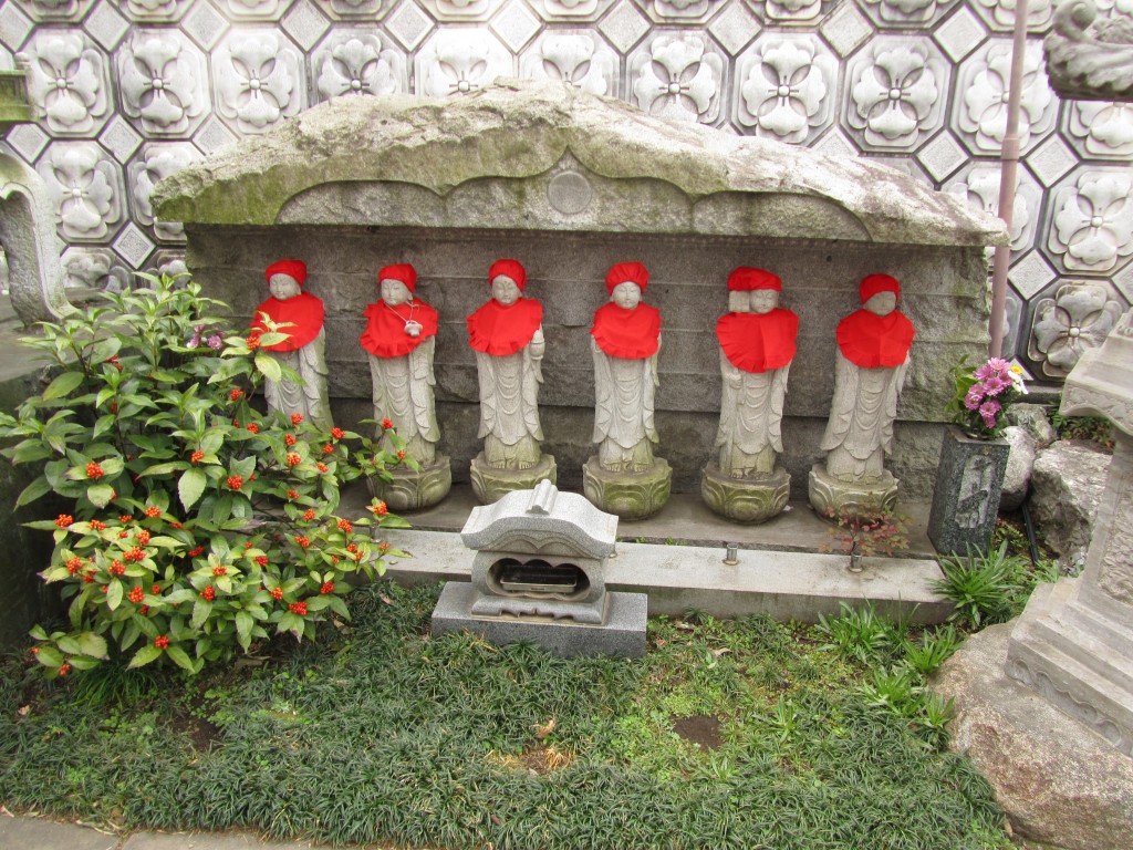 A shrine in a small, urban cemetery we stumbled on our walk between Asakusa and Kappabashi (Kitchen Town)