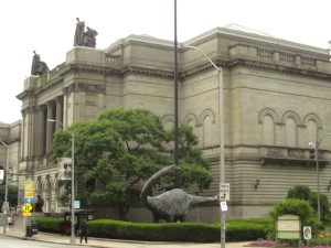 Carnegie Museum and Library and other Carnegie buildings dominate this part of Pittsburgh.